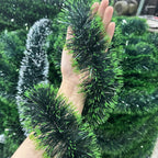 Classic Christmas Slinger – rode & groene feestdecoratie